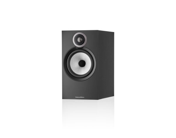 B+W 606 S3  Bookshelf Speakers - Image 2
