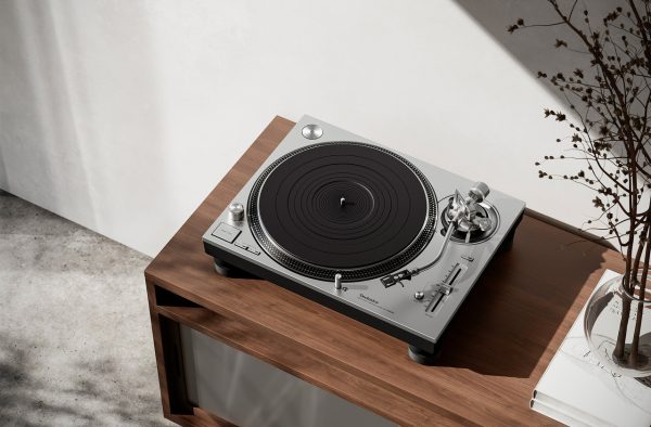 Technics SL1200 GR2 Direct Drive Turntable - Image 3