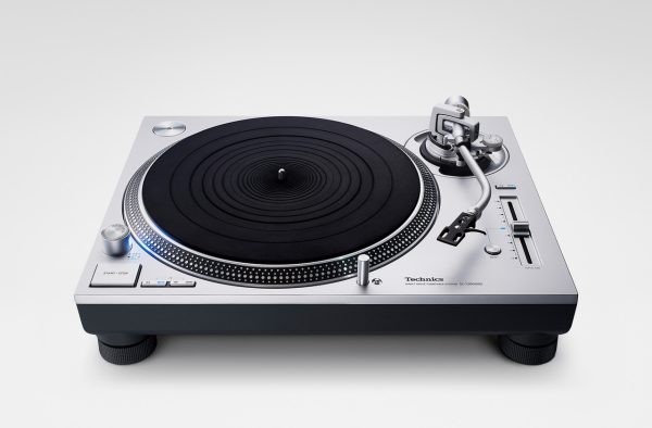 Technics SL1200 GR2 Direct Drive Turntable